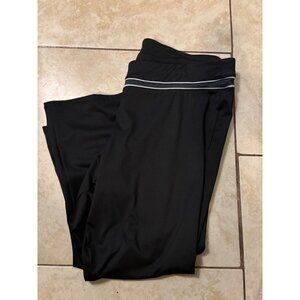 Old Navy 3/4 length Leggings  - Women’s size XL